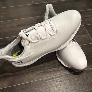 FootJoy White Athletic Golf Shoes with Cushioned Sole